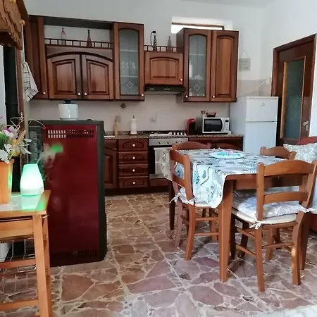 Apartment Mistral House - Sud Ovest Della Sardegna